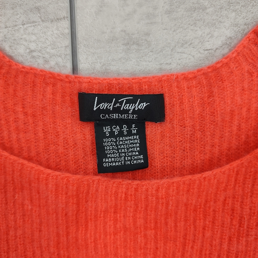 Lord & Taylor Women's Orange 100% Cashmere Long Sleeve Sweater Size Small - Picture 2 of 8